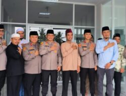 Silaturahmi dengan Kaops NCS Polri, Ustaz Abdul Somad Serukan Masyarakat Jaga Ketertiban Jelang Pemilu