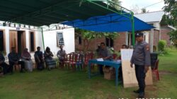 Personel Polsek Sukaraja Monitoring Giat Pemungutan Suara Pemilihan BPD Desa Sido Luhur